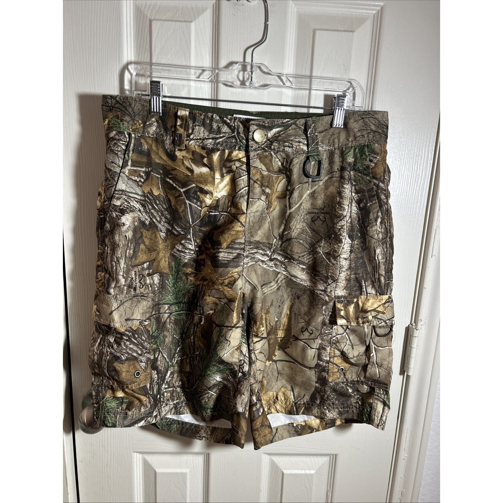 Bass Pro Shops Lightweight Cargo Shorts Mens M Camouflage Real Tree